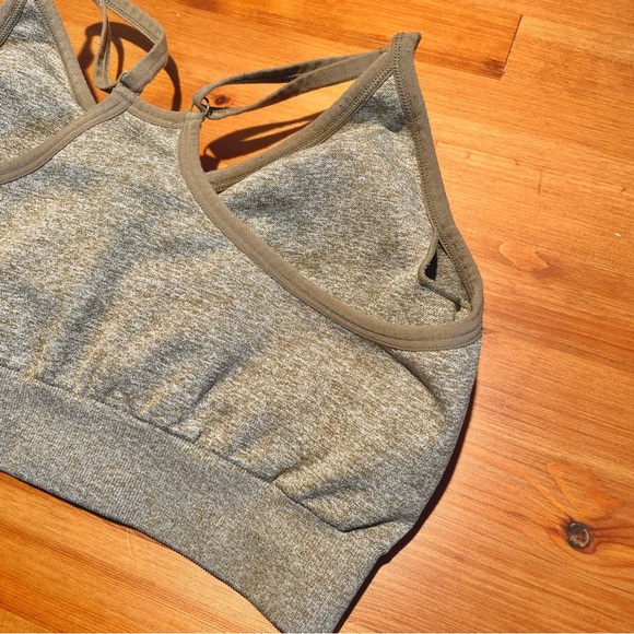 ECHT Women's Medium Arise Scrunch Sports Bra Green Grey Logo Band Strappy Padded - Picture 5 of 15